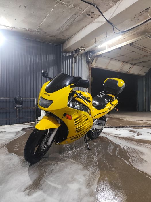Продам мотоцикл Suzuki RF600R