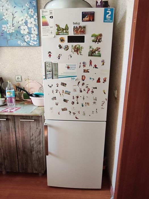 Холодильник сатылады