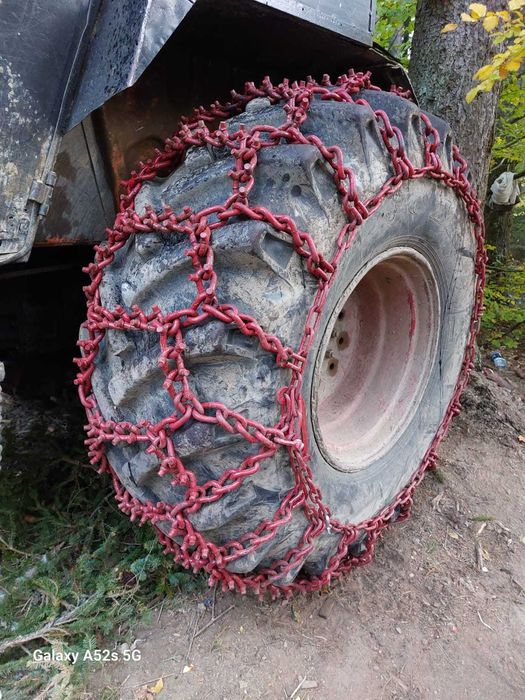 Lanturi forestiere RUD Ecostud de 13 mm pe 18.4/R38 si 16.9/R38