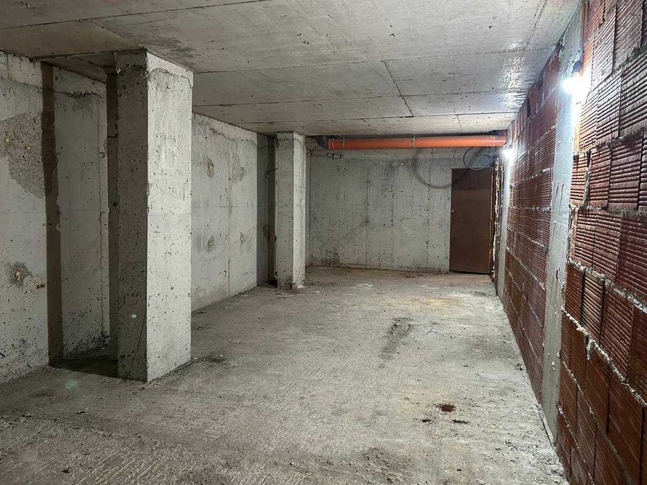 Продава се Склад в Бургас, Меден рудник - зона В - 34 кв.м за 248 €/кв.м - Снимка #3
