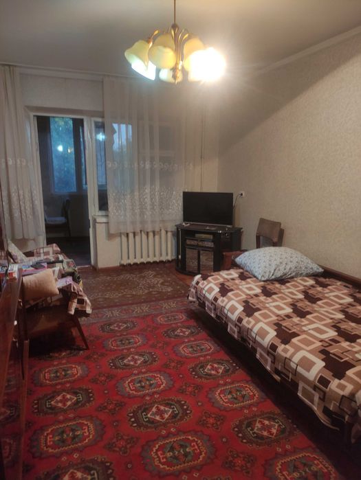 СРОЧНО!!! Продается 4х комнатная квартира возле рисового базара