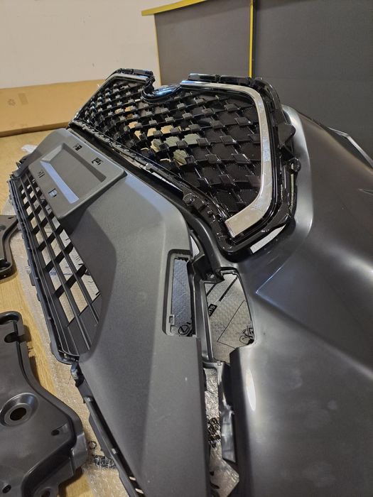 Бампер в сборе Rav4