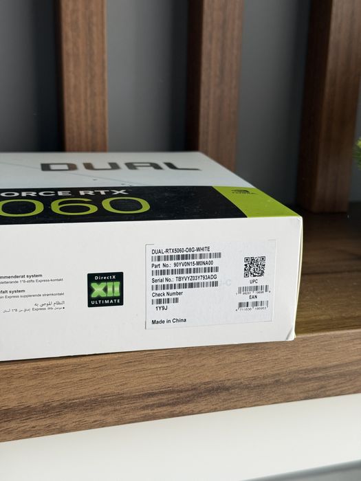 Placa Video Asus Dual RTX 5060 - Noua - Sigilata