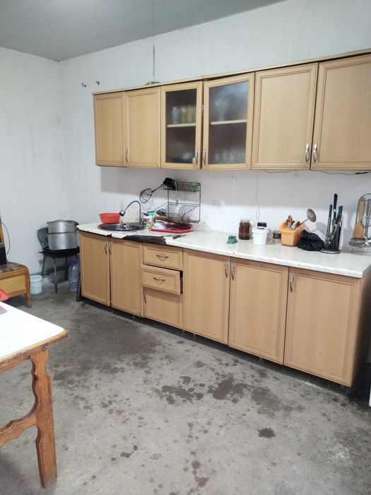 Bardamkol Qaytmas 6 sotix 6 xona uy sotiladi