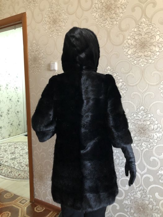 Продам норка шубу, каспий рэд есть