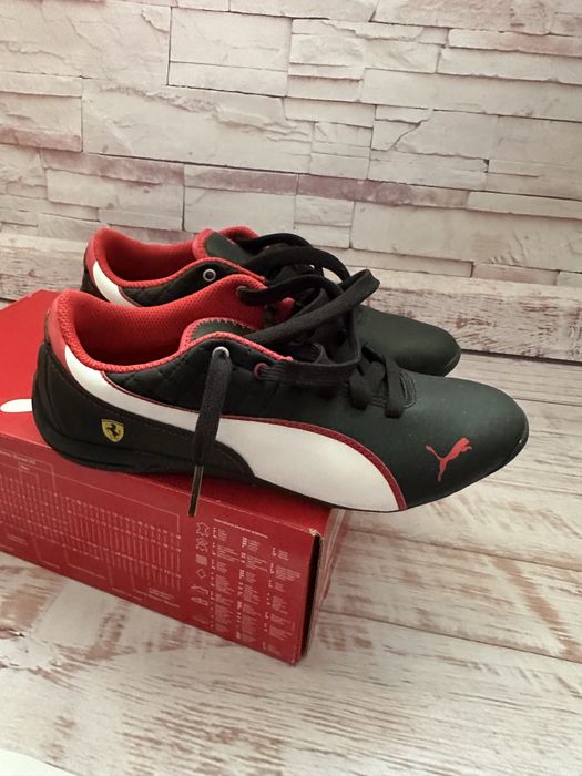 Кроссовки Puma Ferrary