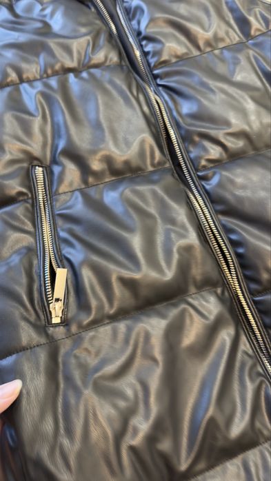 Продам жилетку Зара