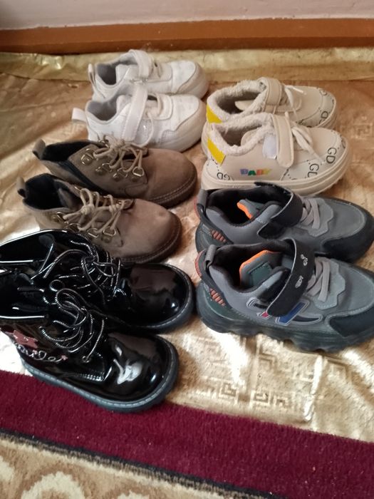 Детские обуви для мальчиков и девочек