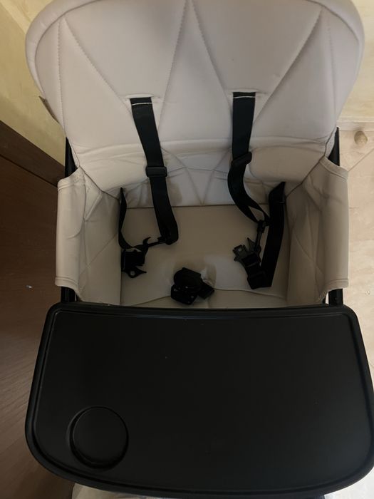 TOPMARK NL стол за хранене