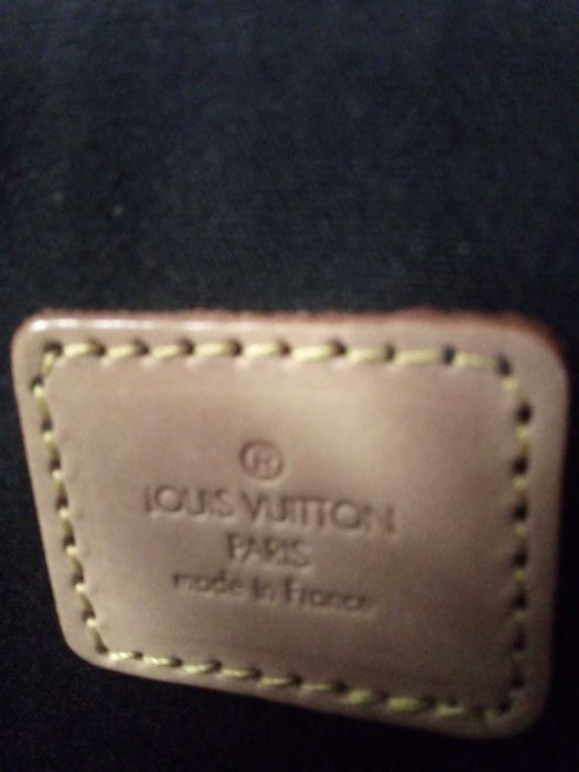 Продам женскую сумку Louis Vuiton.