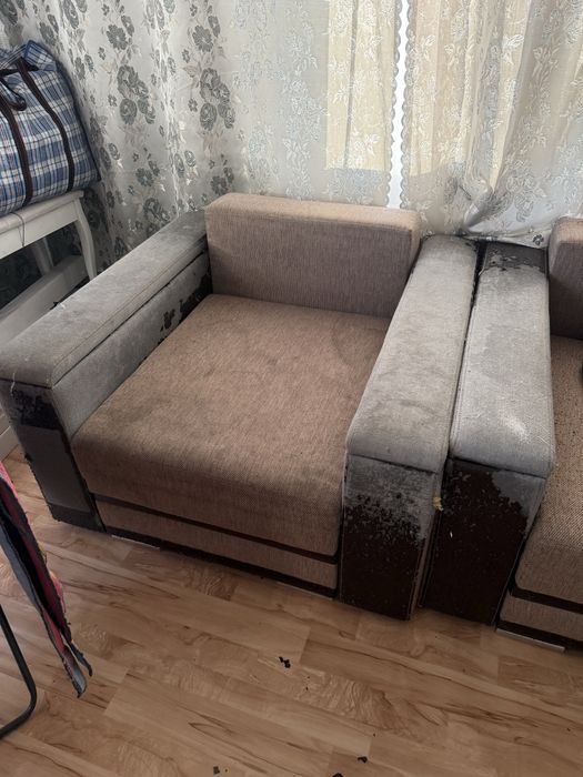 диван и кресло
