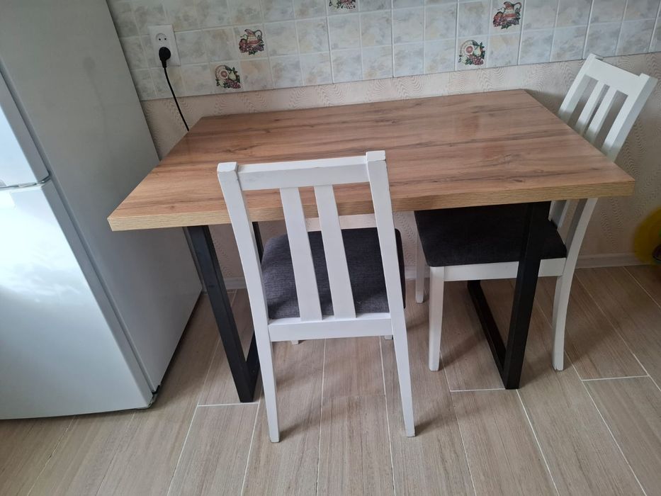 Продам стол со стульями