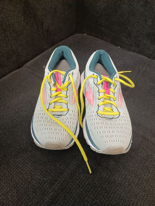 Маратонки Brooks Ghost