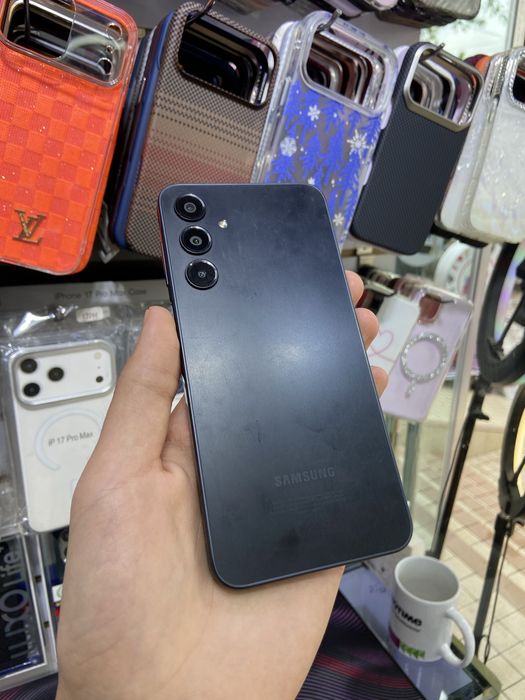 Samsung A16 4/128 ideal