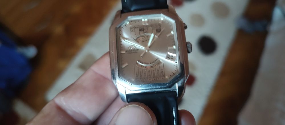Ceas orient multicalendar