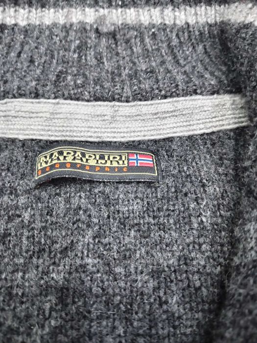 Пуловер Napapijri