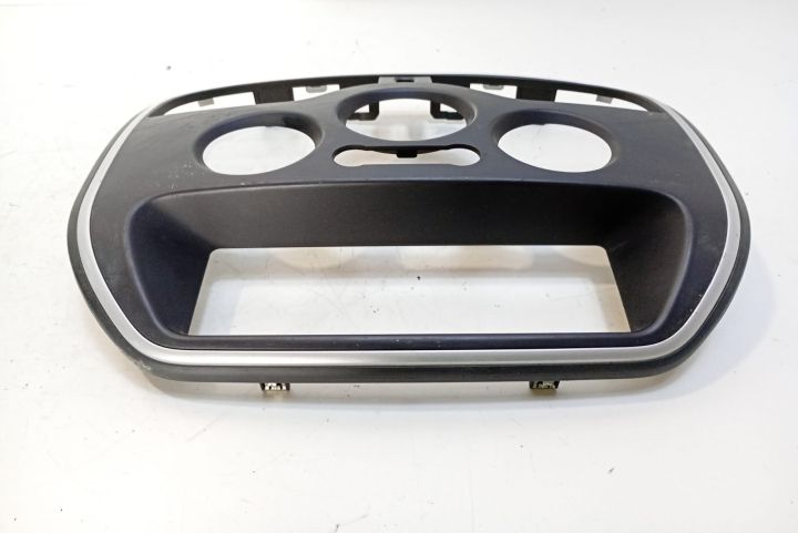 Trim Ornament bord 682608894R Renault Kangoo a 2-a generatie