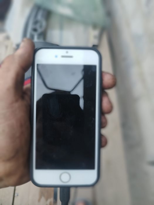 Айфон 7сатылады Голд свет