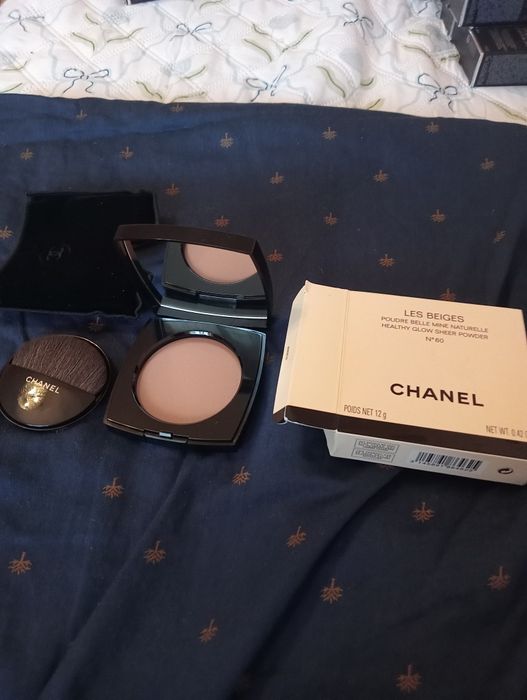 Vând palete Dior