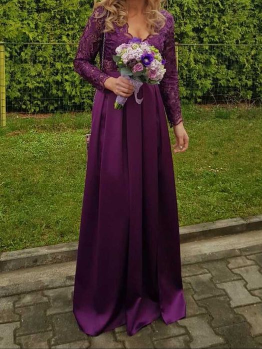 Rochie lungă de seară, cu dantelă