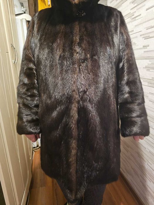 продам шубу норковую