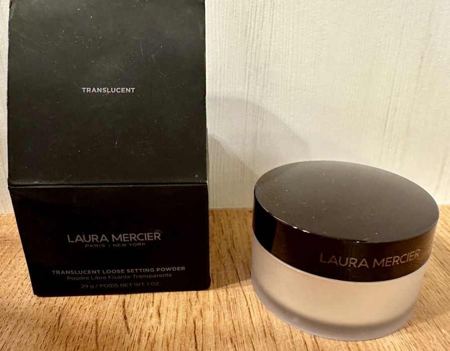 Пудра Laura Mercier Translucent 29g, Сет гримове Douglas Dior Clinique