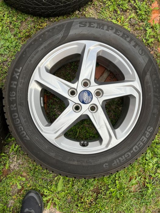 Jante aliaj pt  ford cu cauciucuri iarnă  205.60.16