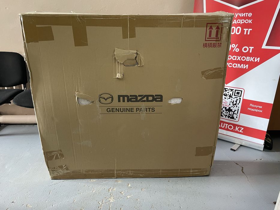 Дверь передняя левая Mazda 3