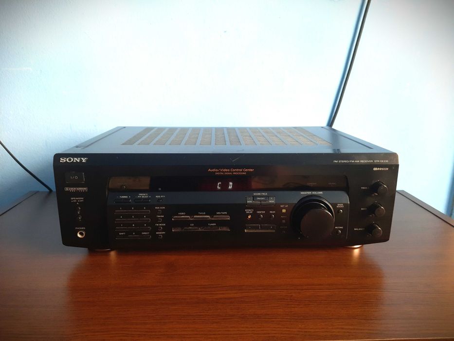 Amplituner Sony STR-DE235    Statie / amplificator