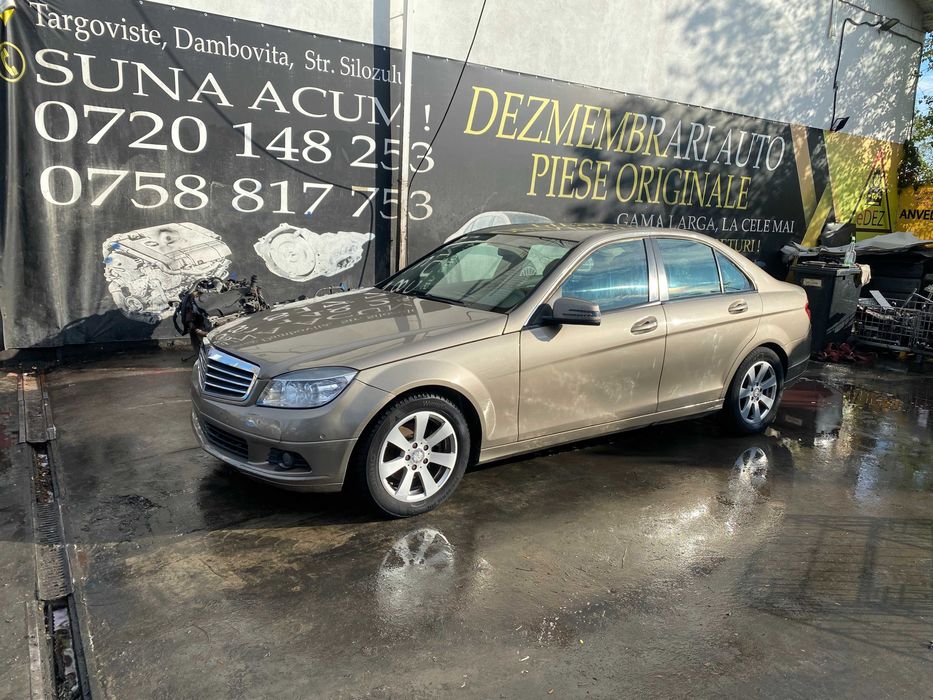 dezmembrez Mercedes C classe W204  1.8i  kompressor/ capota w204/aripa