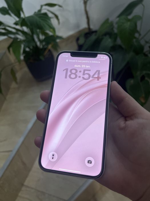 Vand Iphone 12 pro, 128 GB, 76% procentul bateriei
