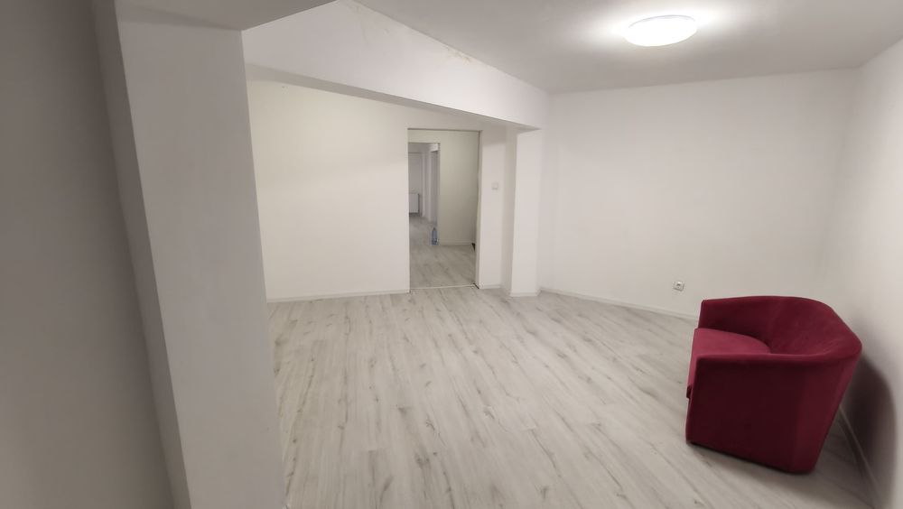 Vand apartament 2 camere