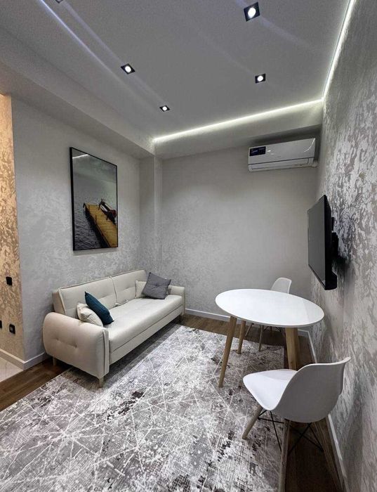 Сдаётся в аренду срочно на ЖК Кох Ота  2/6/12 Д*