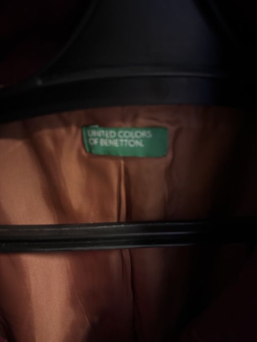Продам пальто Benetton размер 44