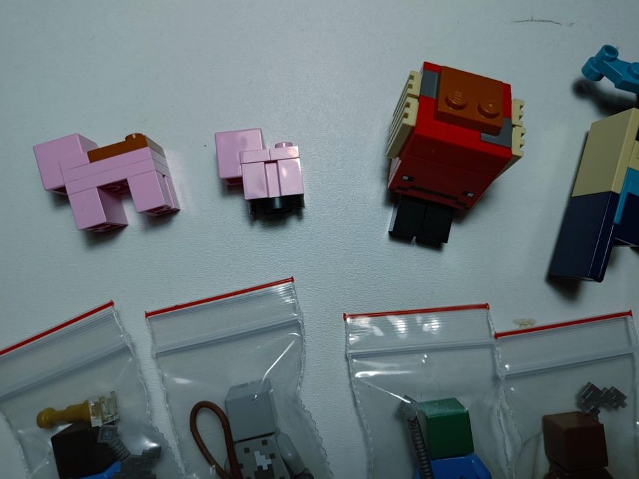 LEGO Minecraft pack
