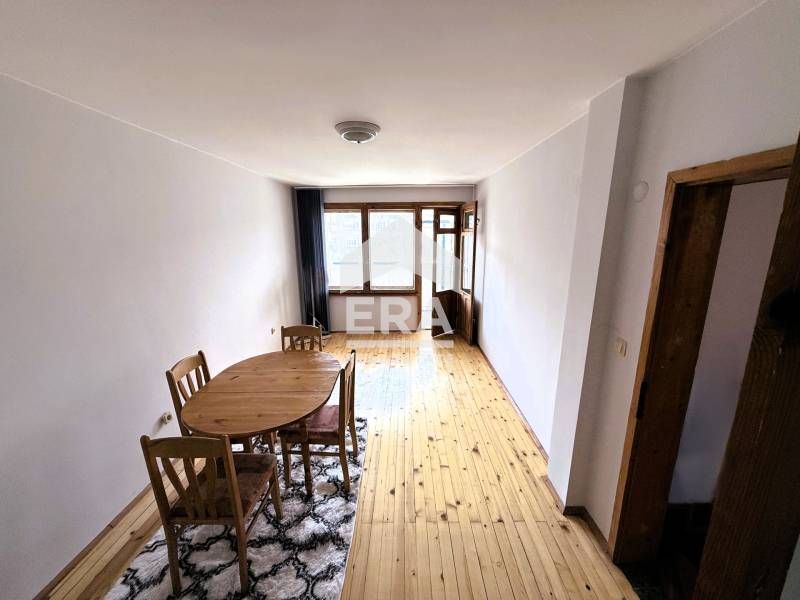 Продава се Тристаен апартамент в Благоевград, Широк център - 82 кв.м за 1011 €/кв.м - Снимка #2