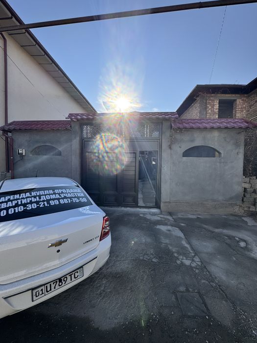 Дом4 ком+2 зал,Рохат круг!-250 м),Алмас махалля