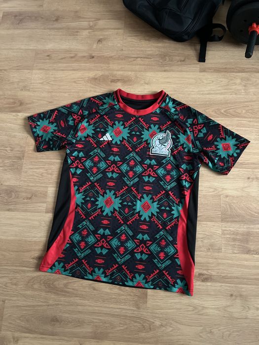 Футбольная футболка adidas