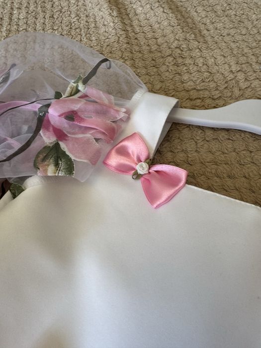 Платье на девочку 7-8 лет