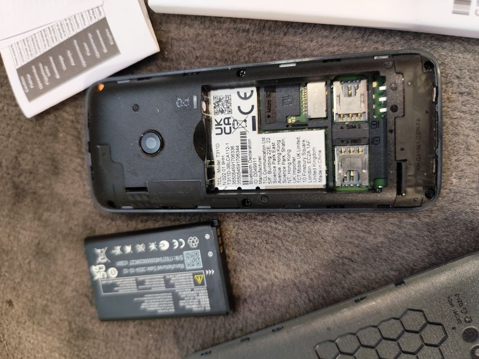 Мобилен телефон GSM TCL onetouch 4041 4G 1.80 ", ЗАДНА КАМЕРА 0.8 MPx