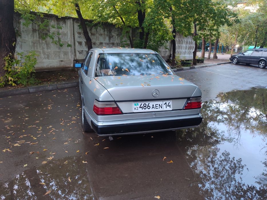 Продам Мерседес Е200