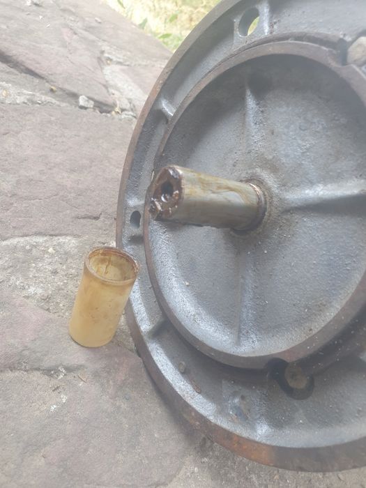 Продавам електромотор