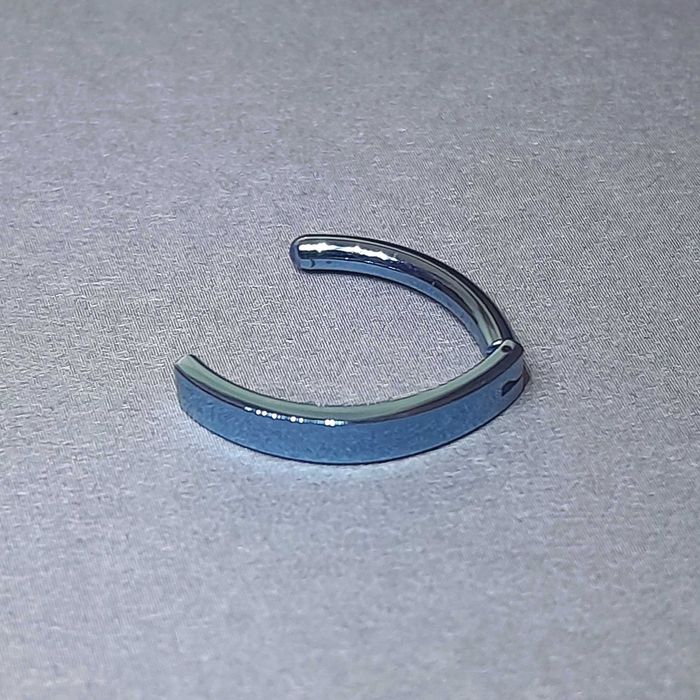 PIERCING CLICKER de titan bleu