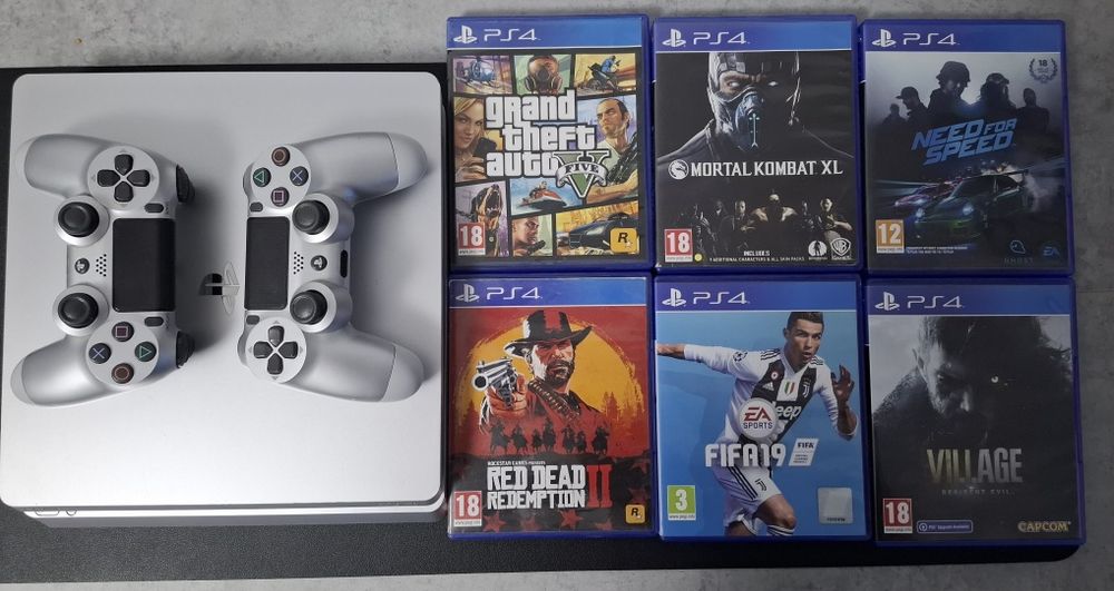 Vând consola PS4 slim 500Gb + 2 manete+jocuri
