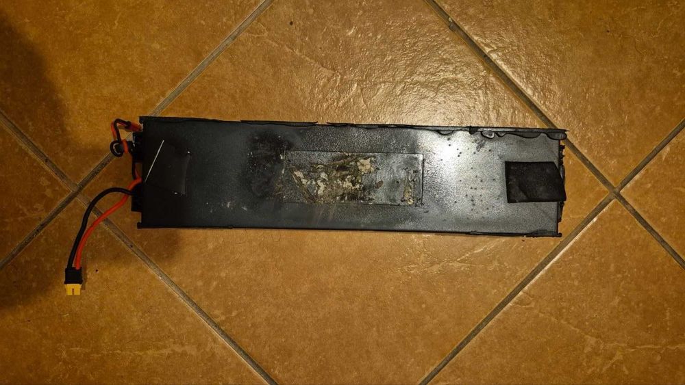 Батерия за скутер 36V 7.5Ah 15Ah със зарядно