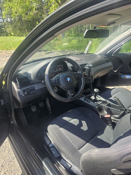 Продавам BMW 318 1.8 компакт