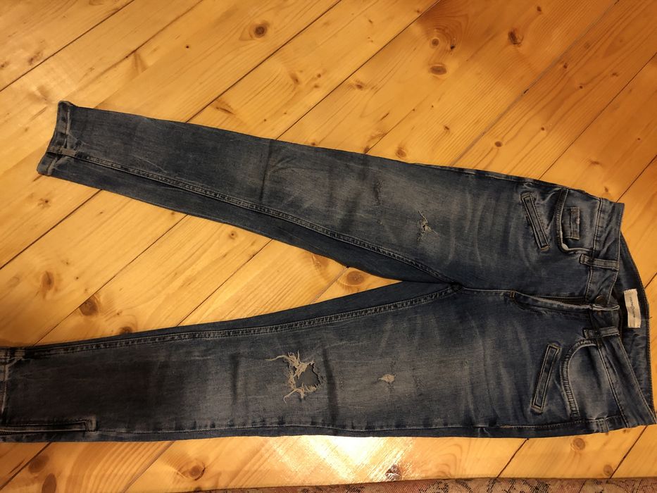 Blugi, pantaloni adolescente