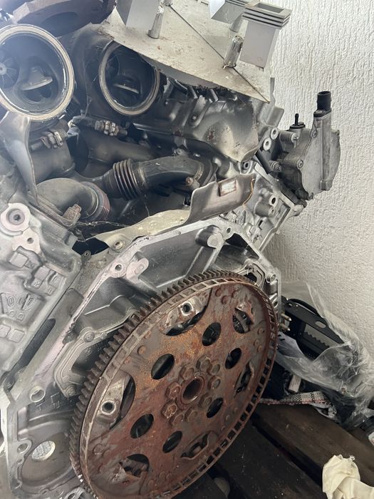 Motor Bmw x5 f15 4.4 benzina v8 n63 are 2 pistone sparte
