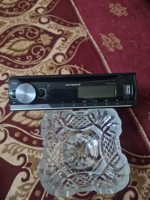 Магнитафон пионер карозерия 1 ой ишлатдим