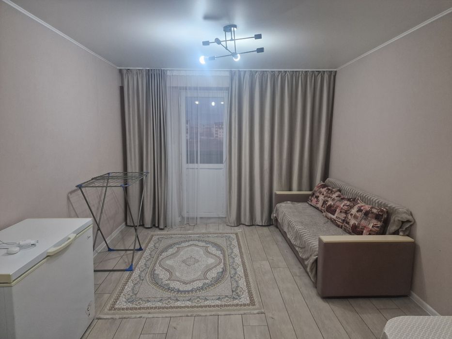 Продаётся евро двушка , новым ремонтом .